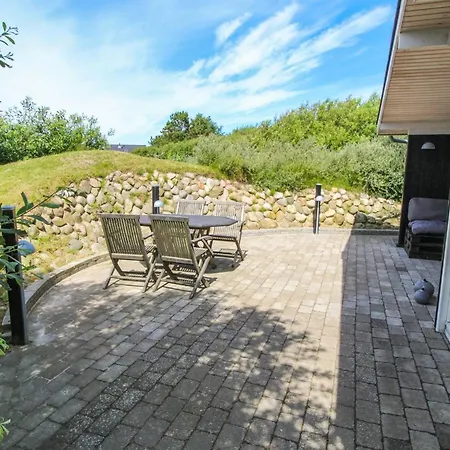 Aatos - 500m From The Sea By Interhome Фанё