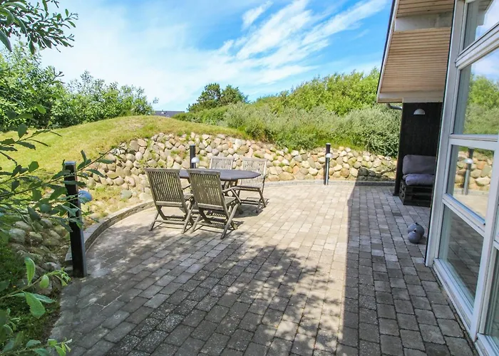 Aatos - 500m From The Sea By Interhome Fano